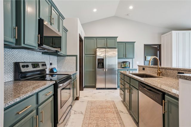 435 E Jefferson Street, North Liberty, IA 52317