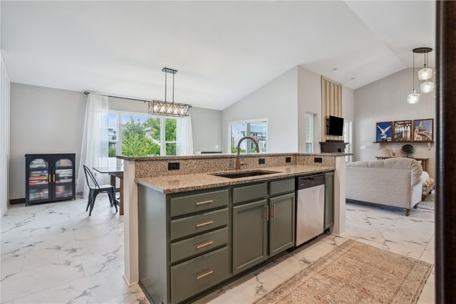 435 E Jefferson Street, North Liberty, IA 52317