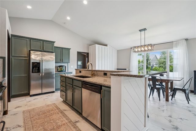 435 E Jefferson Street, North Liberty, IA 52317