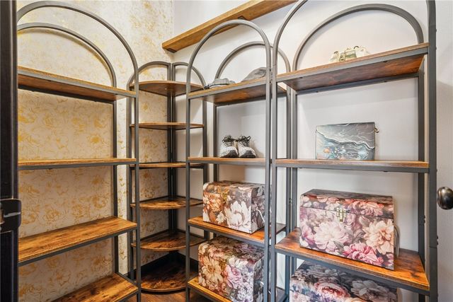 435 E Jefferson Street, North Liberty, IA 52317