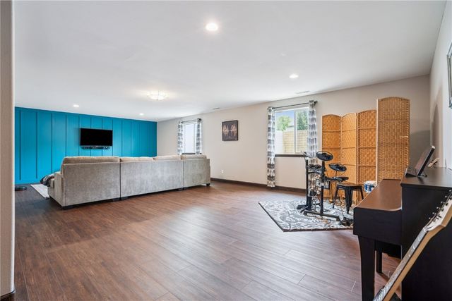 435 E Jefferson Street, North Liberty, IA 52317