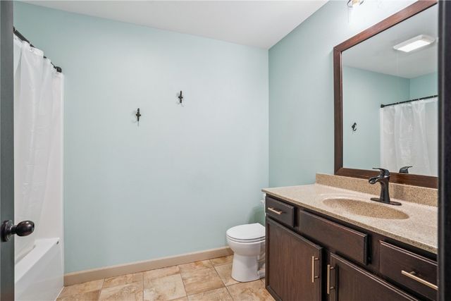 435 E Jefferson Street, North Liberty, IA 52317