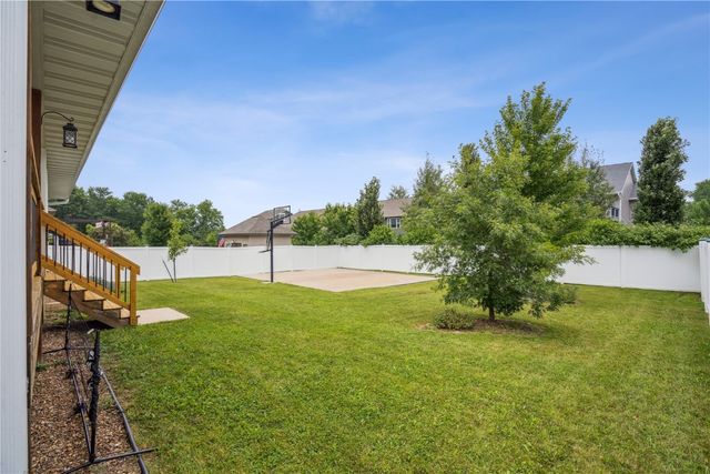 435 E Jefferson Street, North Liberty, IA 52317