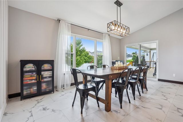 435 E Jefferson Street, North Liberty, IA 52317