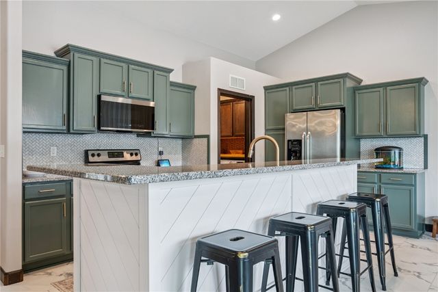 435 E Jefferson Street, North Liberty, IA 52317