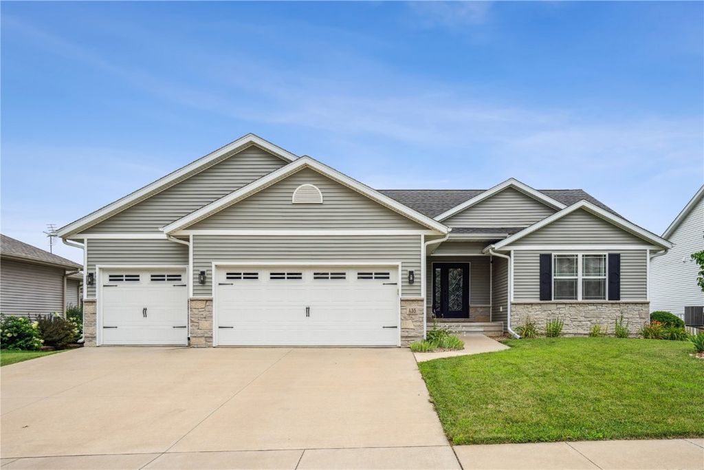 435 E Jefferson Street, North Liberty, IA 52317