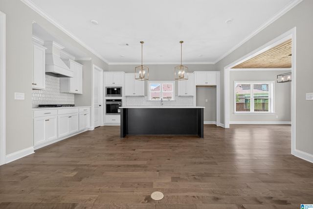 3904 CALVERT CIRCLE, Hoover, AL 35244