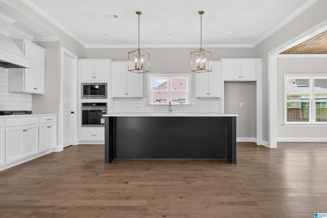 3904 CALVERT CIRCLE, Hoover, AL 35244