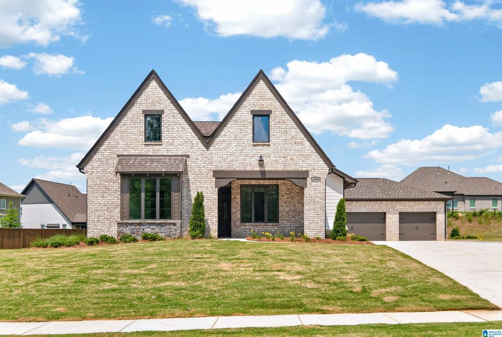3904 CALVERT CIRCLE, Hoover, AL 35244