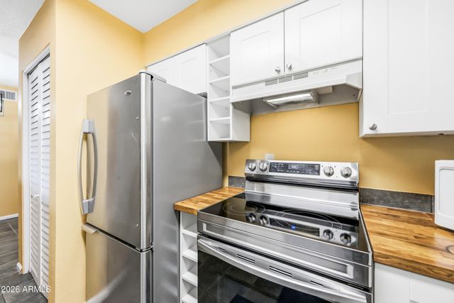 533 W GUADALUPE Road 1016, Mesa, AZ 85210