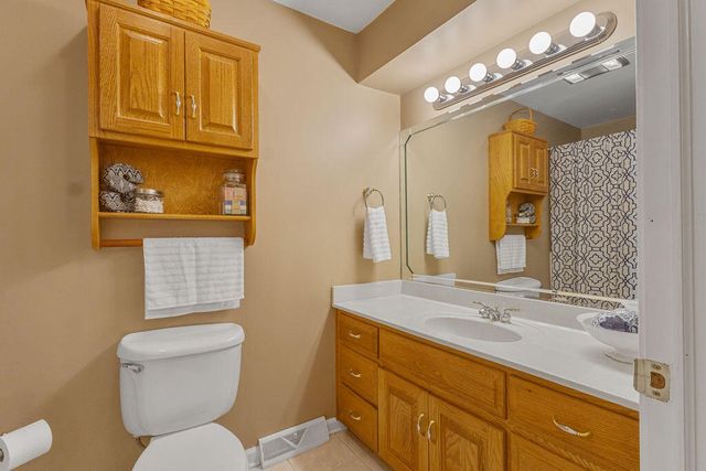 1546 Wanaga Way DR, Salem, VA 24153