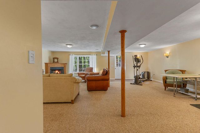 1546 Wanaga Way DR, Salem, VA 24153