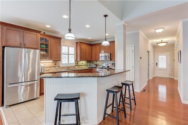 7568 Brookstone Circle, Flowery Branch, GA 30542
