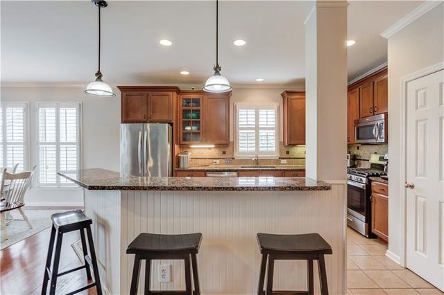 7568 Brookstone Circle, Flowery Branch, GA 30542