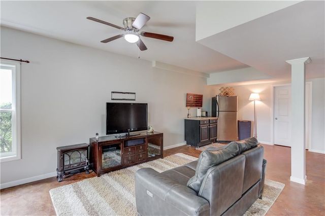 7568 Brookstone Circle, Flowery Branch, GA 30542
