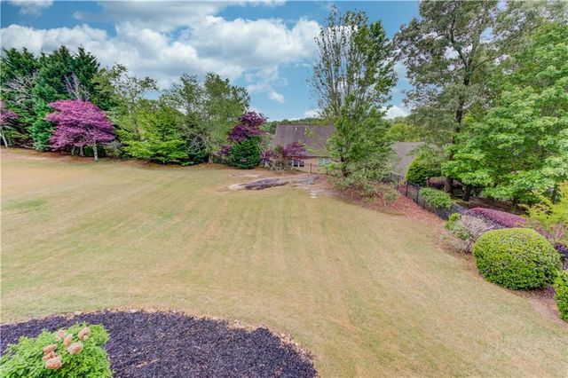 7568 Brookstone Circle, Flowery Branch, GA 30542