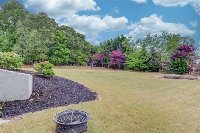 7568 Brookstone Circle, Flowery Branch, GA 30542