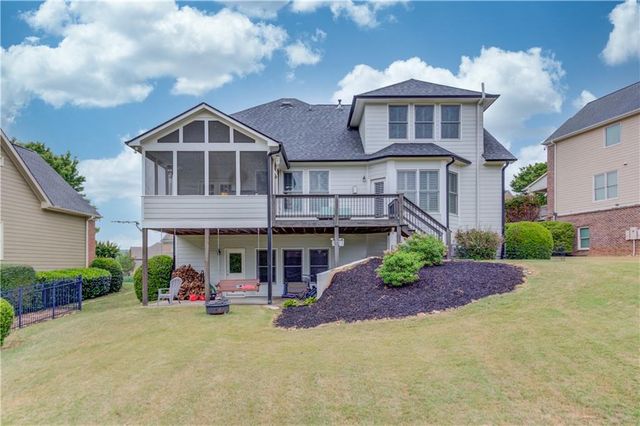 7568 Brookstone Circle, Flowery Branch, GA 30542