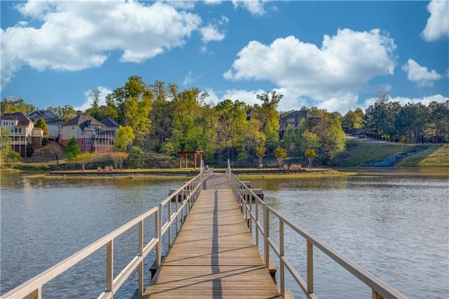 7568 Brookstone Circle, Flowery Branch, GA 30542