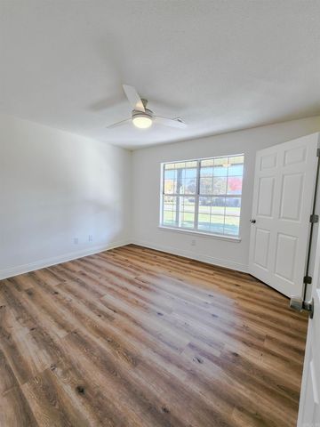 40 Haley Circle, Conway, AR 72032