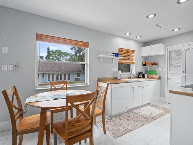 4220 N OCEAN SHORE BOULEVARD, Palm Coast, FL 32137