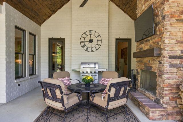 9455 Coles Ferry Pike, Lebanon, TN 37087