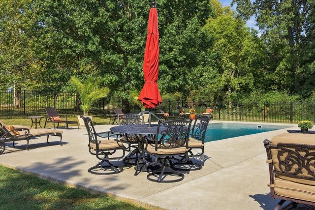 9455 Coles Ferry Pike, Lebanon, TN 37087