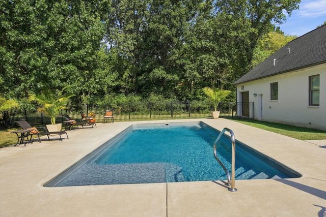 9455 Coles Ferry Pike, Lebanon, TN 37087