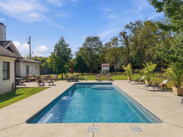 9455 Coles Ferry Pike, Lebanon, TN 37087
