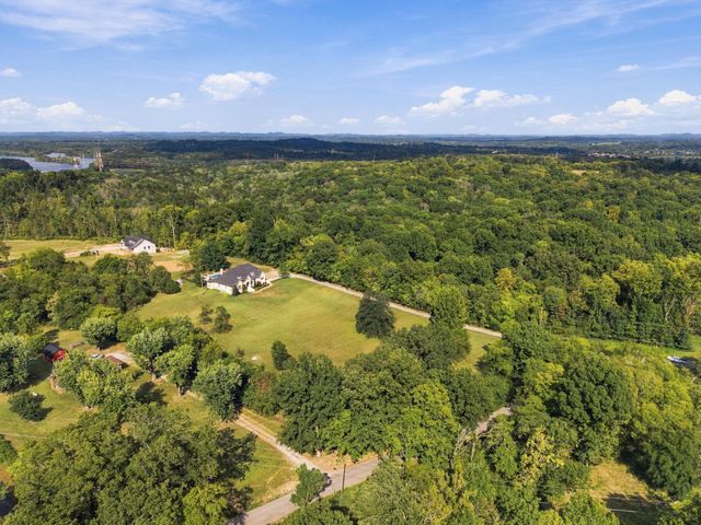 9455 Coles Ferry Pike, Lebanon, TN 37087