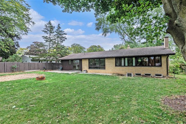 421 Cherokee Drive, Fremont, MI 49412