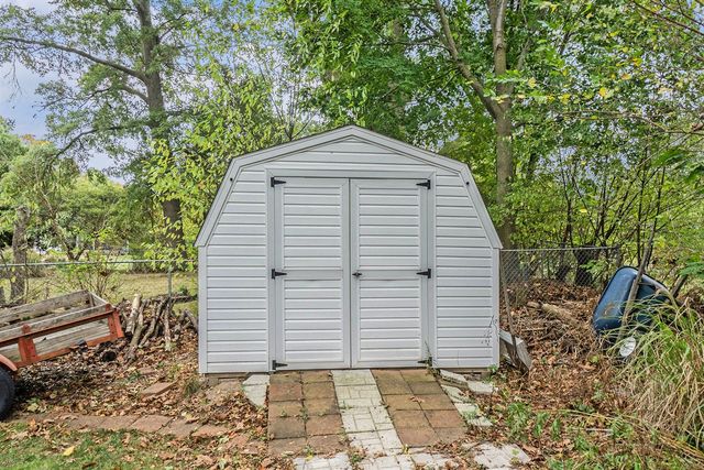 421 Cherokee Drive, Fremont, MI 49412