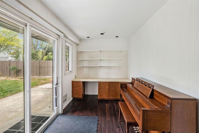 421 Cherokee Drive, Fremont, MI 49412