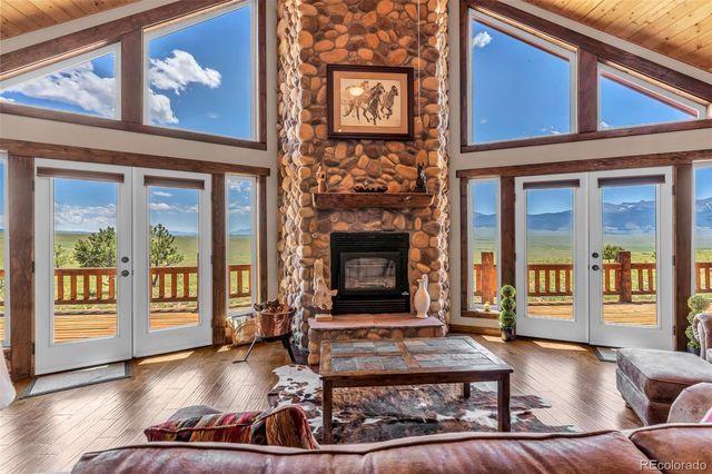 2100 County Road 310, Westcliffe, CO 81252