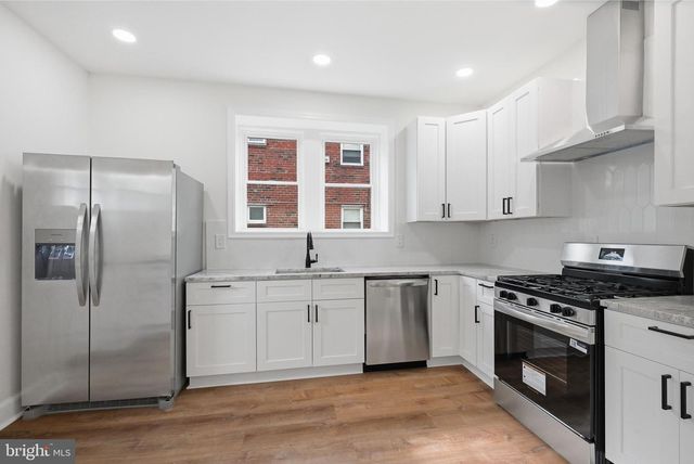 161 E AVON RD, Brookhaven, PA 19015