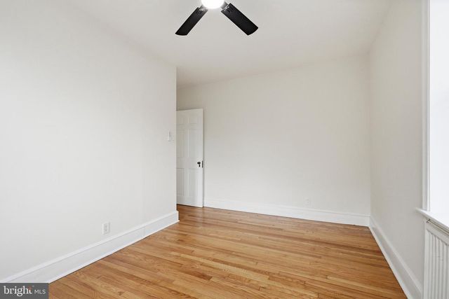 161 E AVON RD, Brookhaven, PA 19015