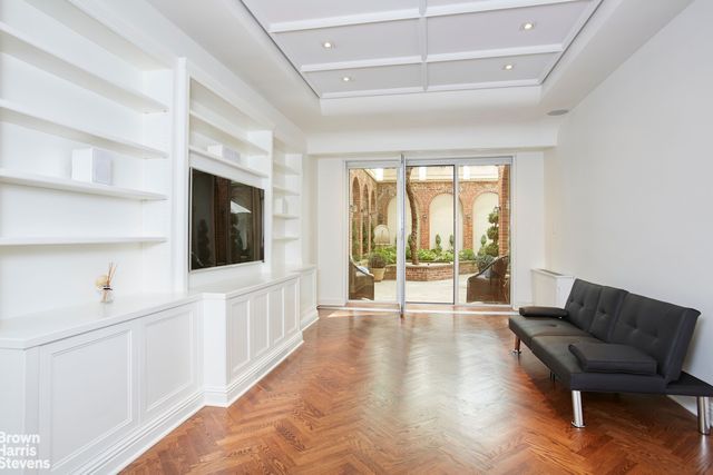 15 E 82ND Street TRIPLEX, New York City, NY 10028