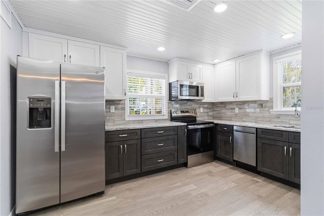 607 MANATEE AVENUE, Ellenton, FL 34222