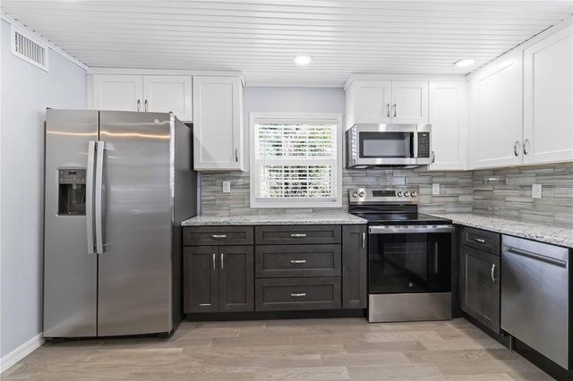 607 MANATEE AVENUE, Ellenton, FL 34222