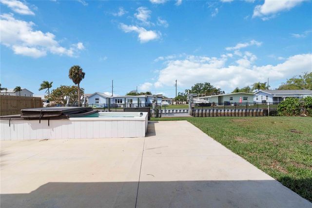 607 MANATEE AVENUE, Ellenton, FL 34222