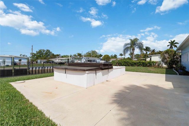 607 MANATEE AVENUE, Ellenton, FL 34222