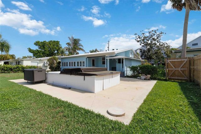 607 MANATEE AVENUE, Ellenton, FL 34222