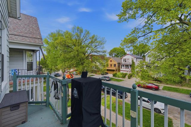 1671 Marshall STREET, Milwaukee, WI 53202