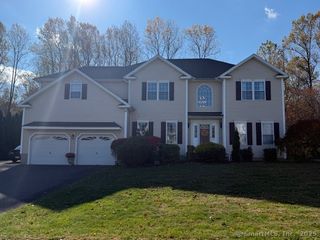 22 Brookfield Road, Seymour, CT 06483