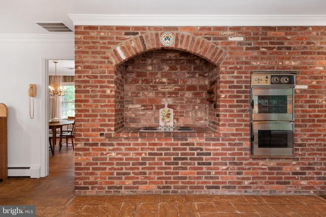 2741 FENNEL RD, Edgewater, MD 21037