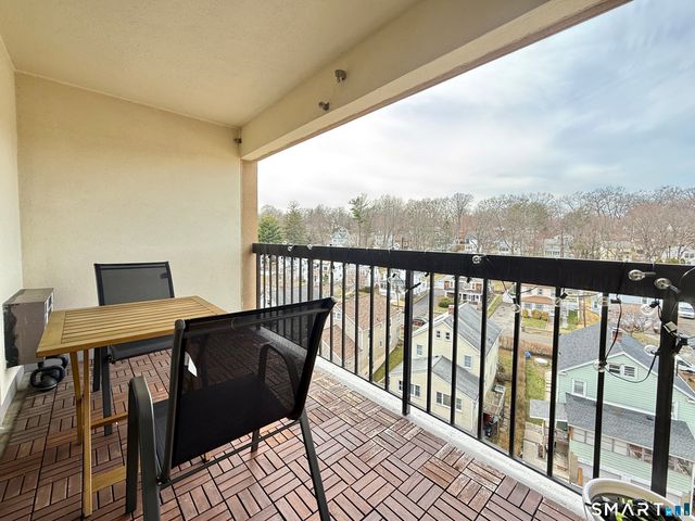 970 Hope Street 5E, Stamford, CT 06907