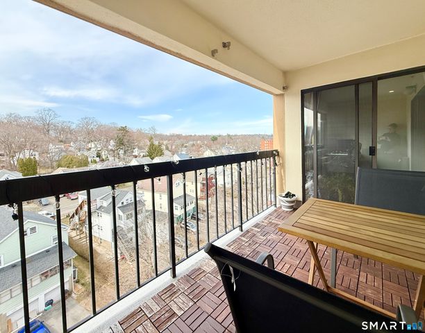 970 Hope Street 5E, Stamford, CT 06907