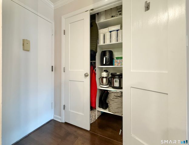 970 Hope Street 5E, Stamford, CT 06907