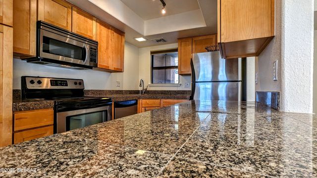 6651 N Campbell Ave Apt 146, Tucson, AZ 85718