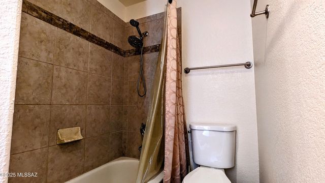 6651 N Campbell Ave Apt 146, Tucson, AZ 85718